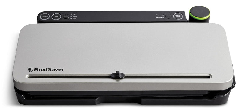 Vacuum Sealer + 4 Heat-Seal Rolls/Bags A9809